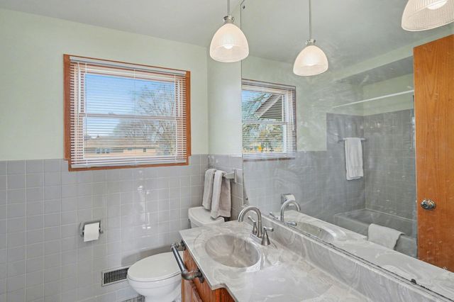 2240 113th Avenue NW, Coon Rapids, MN 55433