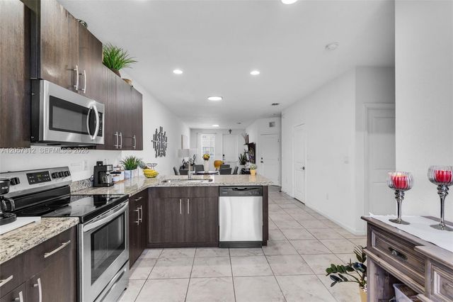 2438 SE 15th Street, Homestead, FL 33035