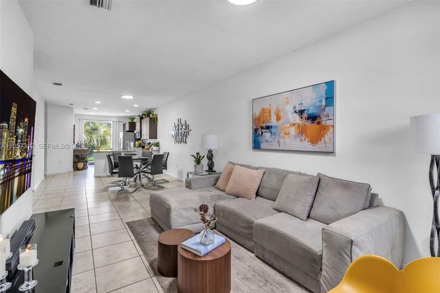 2438 SE 15th Street, Homestead, FL 33035