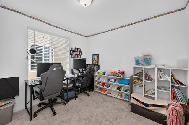 4065 N Contessa Avenue, Fresno, CA 93723
