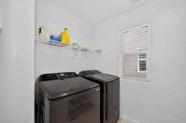 4065 N Contessa Avenue, Fresno, CA 93723