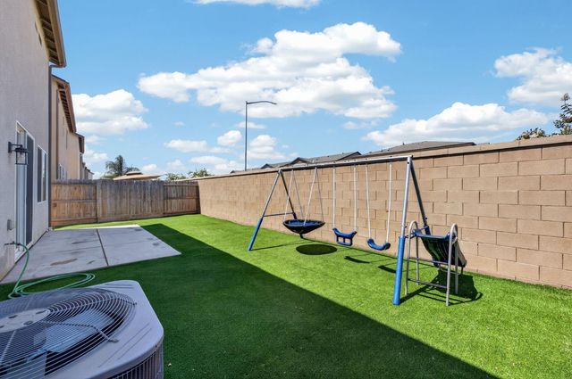 4065 N Contessa Avenue, Fresno, CA 93723