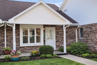 504 Holly Ct, Saxonburg Boro, PA 16056