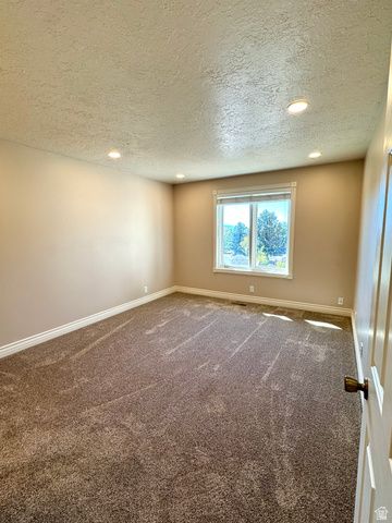 1959 N 150 E, Centerville, UT 84014