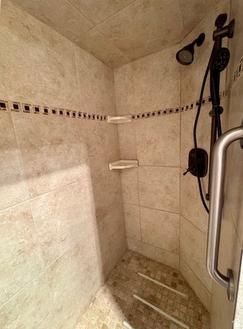 1959 N 150 E, Centerville, UT 84014