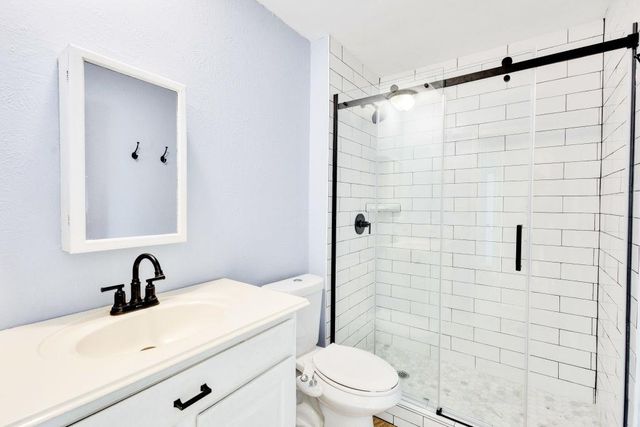6100 Calmar CV, Austin, TX 78721