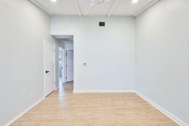 6100 Calmar CV, Austin, TX 78721