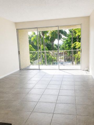 8304 NW 24th Street 8304, Coral Springs, FL 33065
