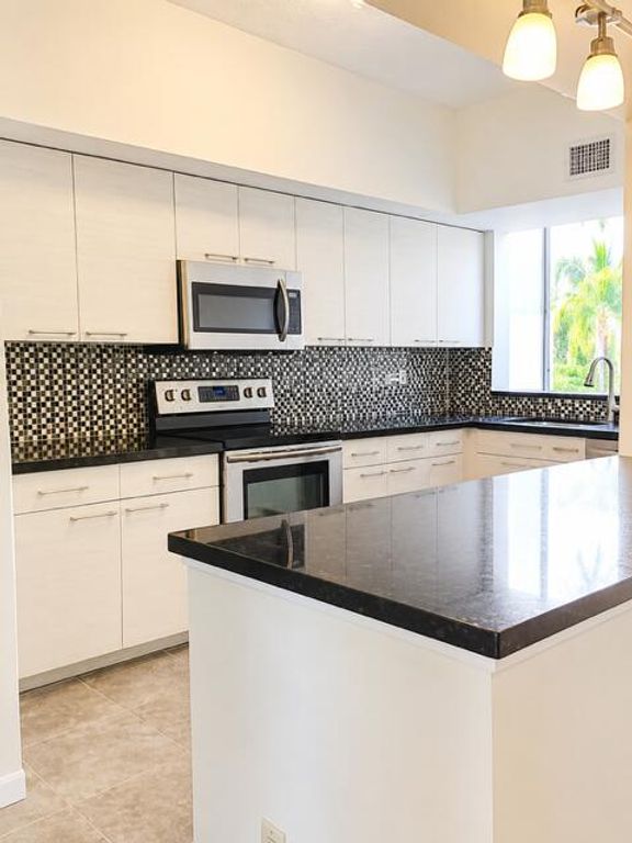 8304 NW 24th Street 8304, Coral Springs, FL 33065