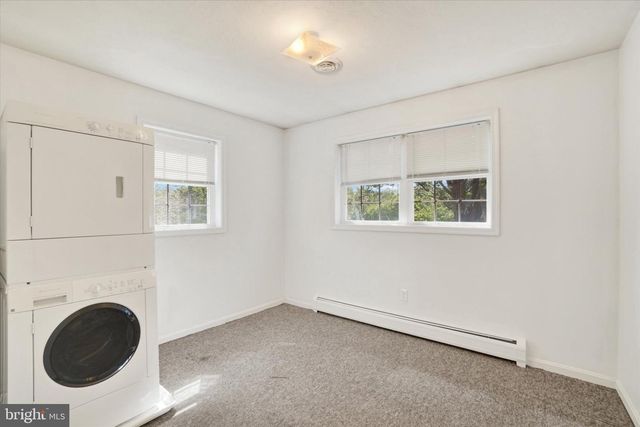 1708 MANOR RD, Windsor, PA 17366