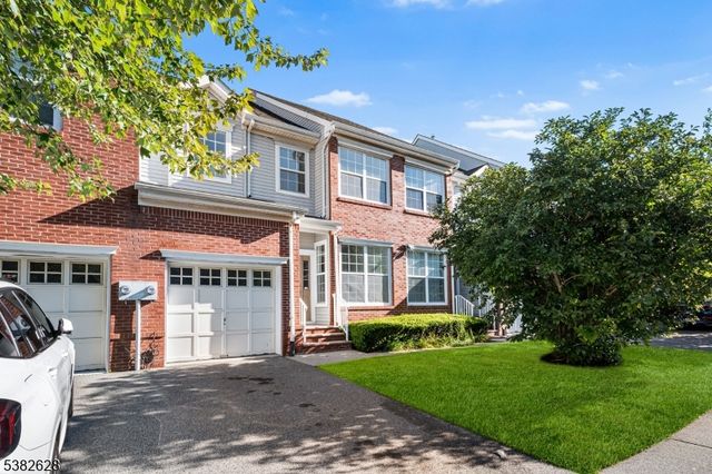 53 Gordon Cir, Parsippany-troy Hills Twp., NJ 07054