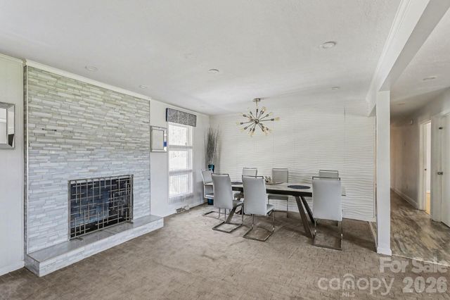 213 Lakeview Drive, Harrisburg, NC 28075