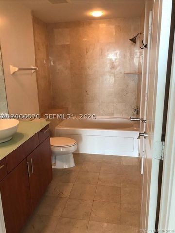 315 NE 3rd Ave 2009, Fort Lauderdale, FL 33301