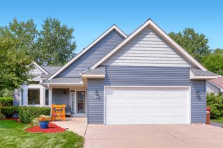 2358 Holly Avenue N, Oakdale, MN 55128