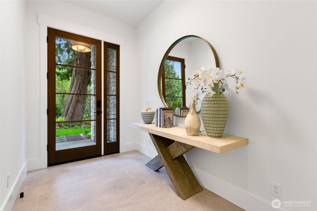 4526 89th Avenue SE, Mercer Island, WA 98040