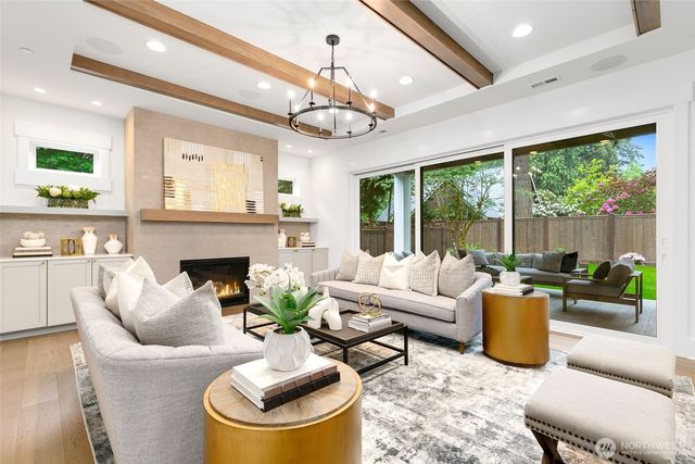 4526 89th Avenue SE, Mercer Island, WA 98040