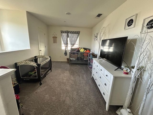 733 Newton Ct, Merced, CA 95348