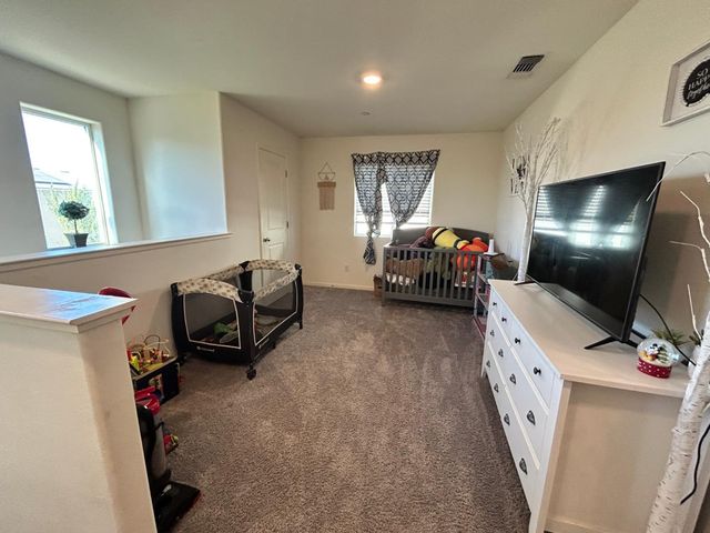 733 Newton Ct, Merced, CA 95348
