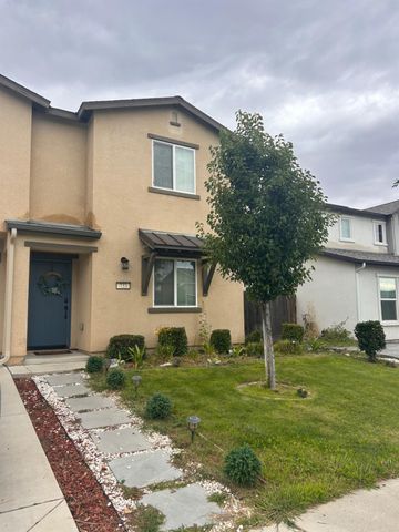 733 Newton Ct, Merced, CA 95348
