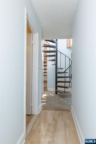 2105 Harmon Cove Tower, Secaucus, NJ 07094