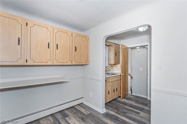 25370 Drakefield Avenue, Euclid, OH 44132