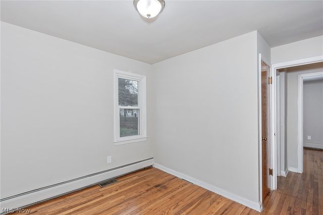 25370 Drakefield Avenue, Euclid, OH 44132