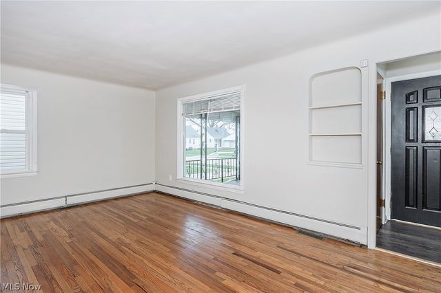 25370 Drakefield Avenue, Euclid, OH 44132