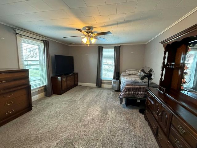 320 S Cullen Street, Rensselaer, IN 47978