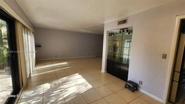 3607 Lime Hill Rd 195, Lauderhill, FL 33319