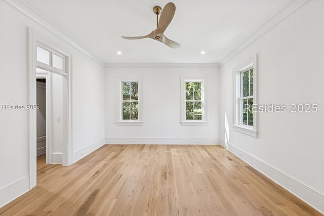 13 Magnolia Ln, Richmond Hill, GA 31324