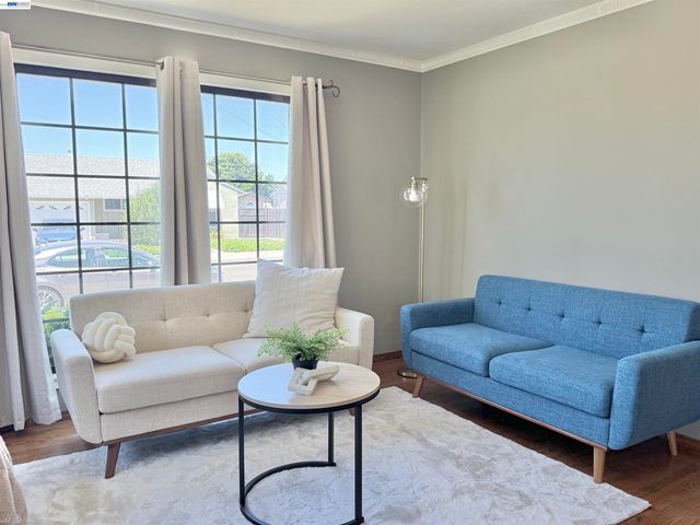 1526 Beechwood Ave, San Leandro, CA 94579