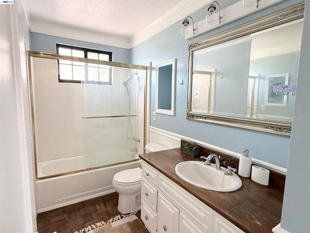 1526 Beechwood Ave, San Leandro, CA 94579