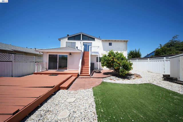 1526 Beechwood Ave, San Leandro, CA 94579