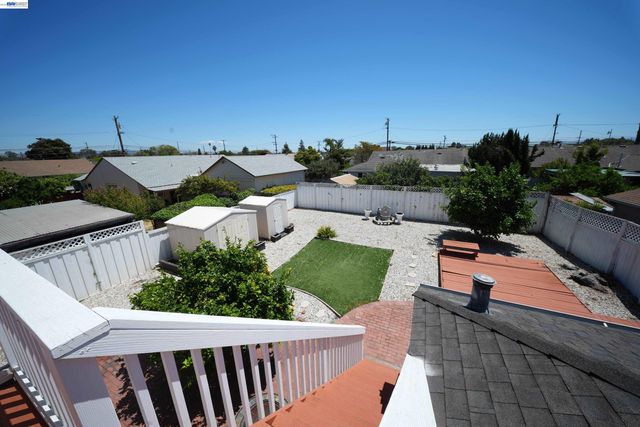 1526 Beechwood Ave, San Leandro, CA 94579