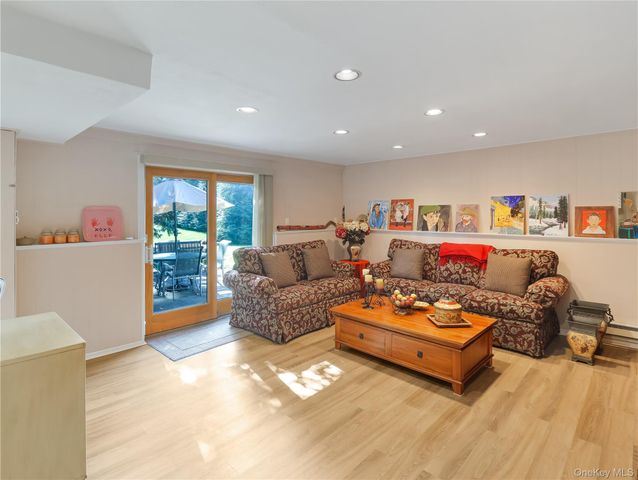48 Eberling Drive, New City, NY 10956