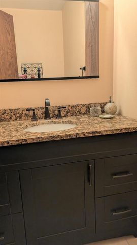 420 Melody Lane, Verona, WI 53593