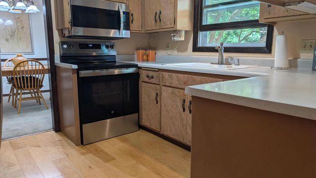 420 Melody Lane, Verona, WI 53593