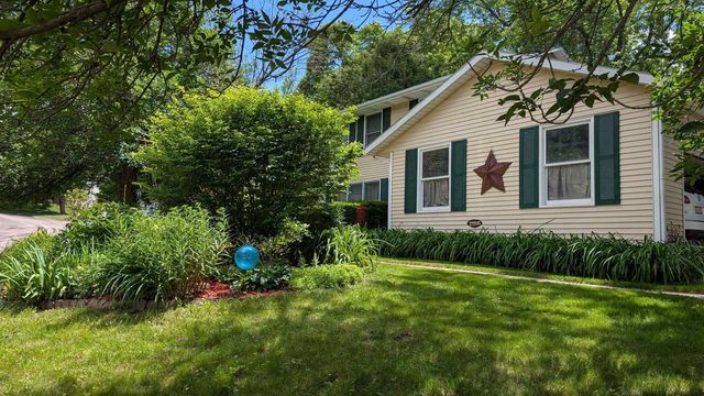 420 Melody Lane, Verona, WI 53593