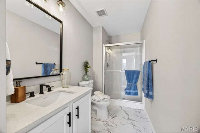 25 Ramblewood Court, Wentzville, MO 63385