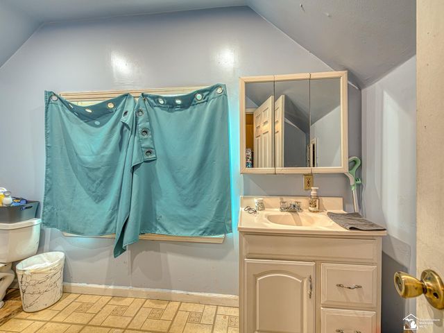 6657 Westpoint Street, Taylor, MI 48180