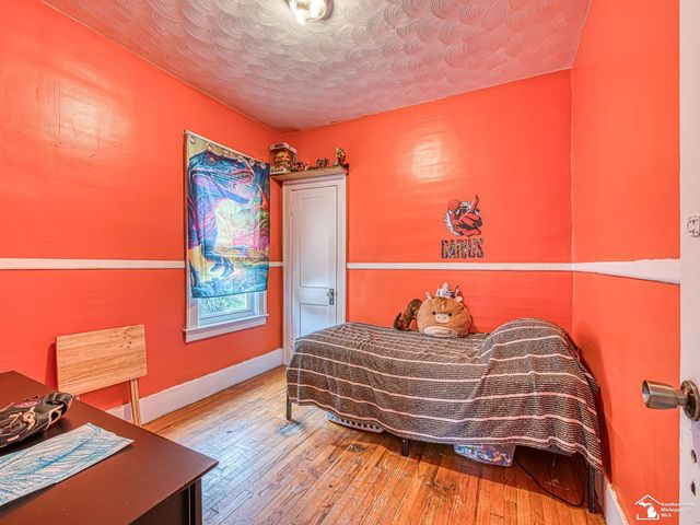 6657 Westpoint Street, Taylor, MI 48180