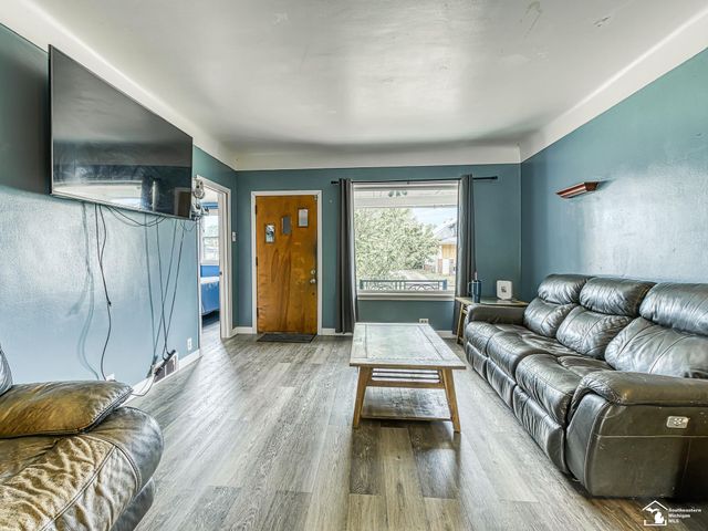 6657 Westpoint Street, Taylor, MI 48180