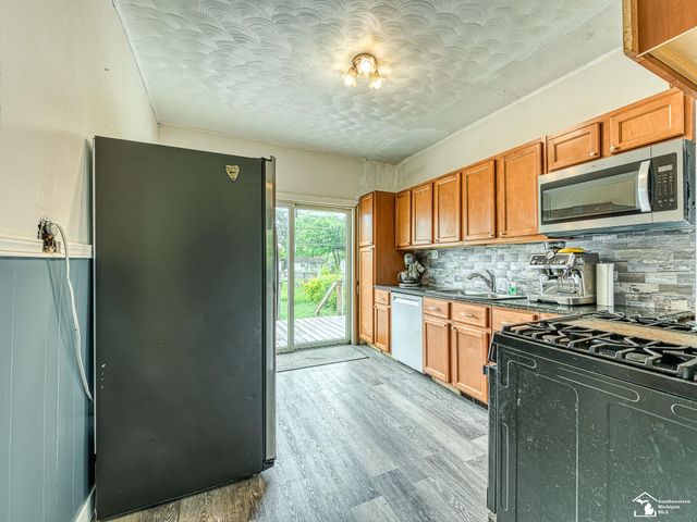 6657 Westpoint Street, Taylor, MI 48180