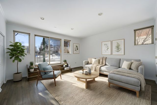 58 W 15th Street, Chicago, IL 60605