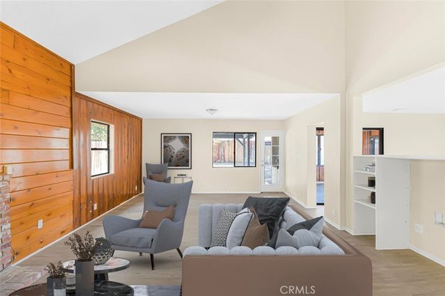 554 E Jackman Street, Lancaster, CA 93535