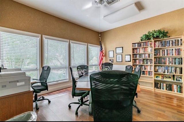 1025 LAKE AVOCA PLACE, Tarpon Springs, FL 34689