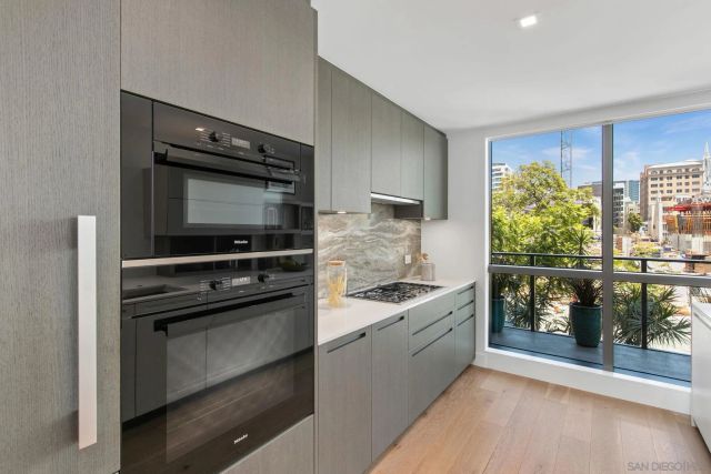2855 5Th 202, San Diego, CA 92103