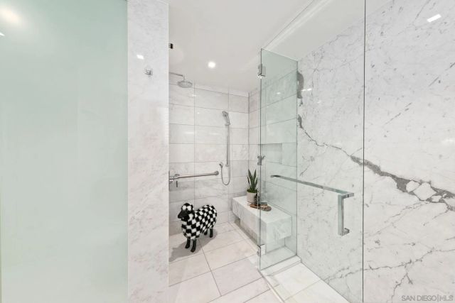 2855 5Th 202, San Diego, CA 92103