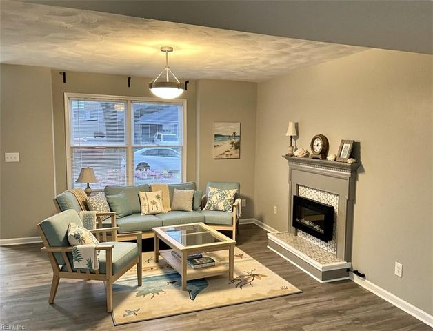 2052 Manassas RN, Virginia Beach, VA 23464