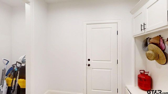 19331 Cedarpark Pl., Lindale, TX 75771